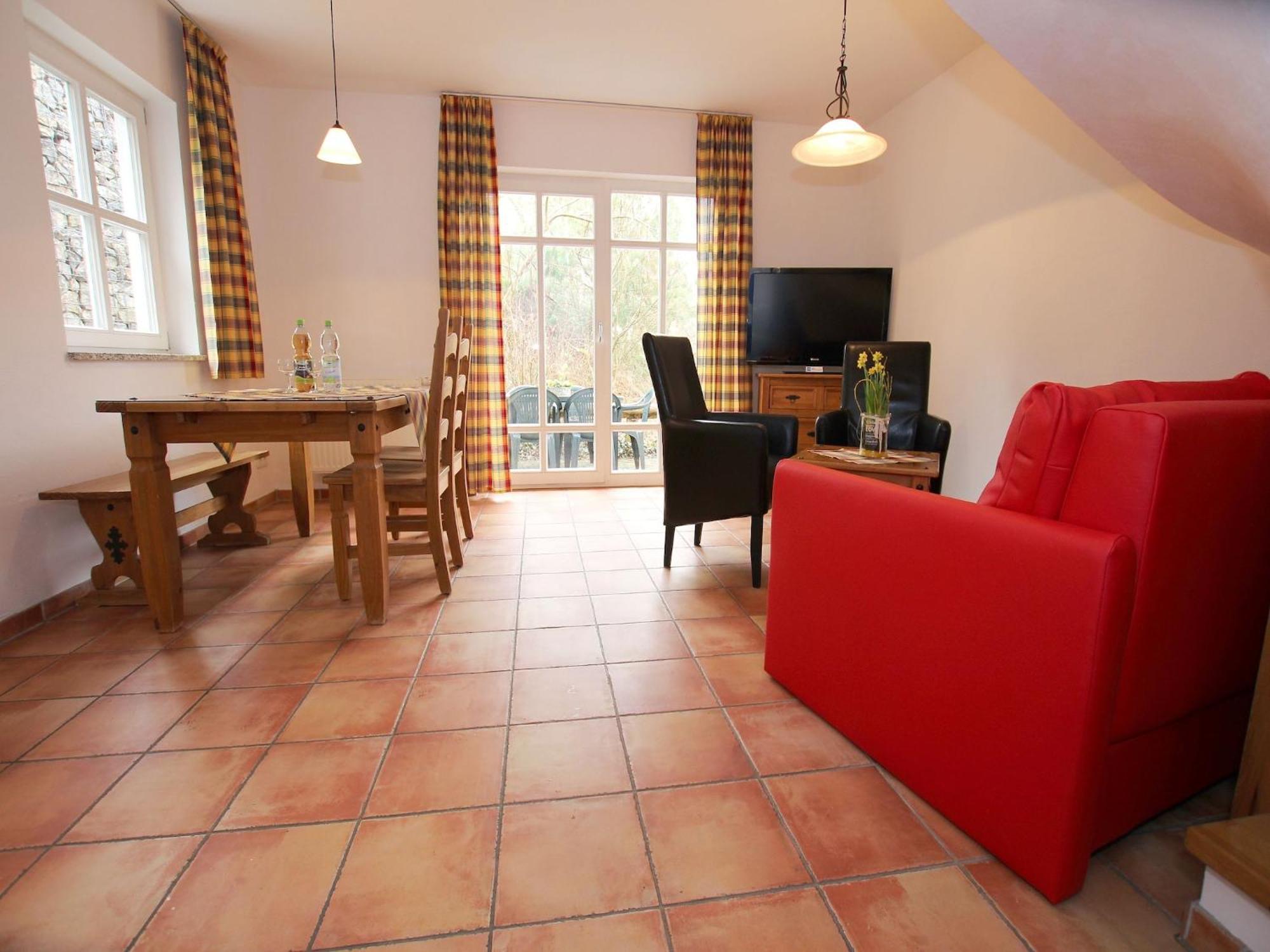 Holiday Home In Wernigerode With A Shared Pool Buitenkant foto