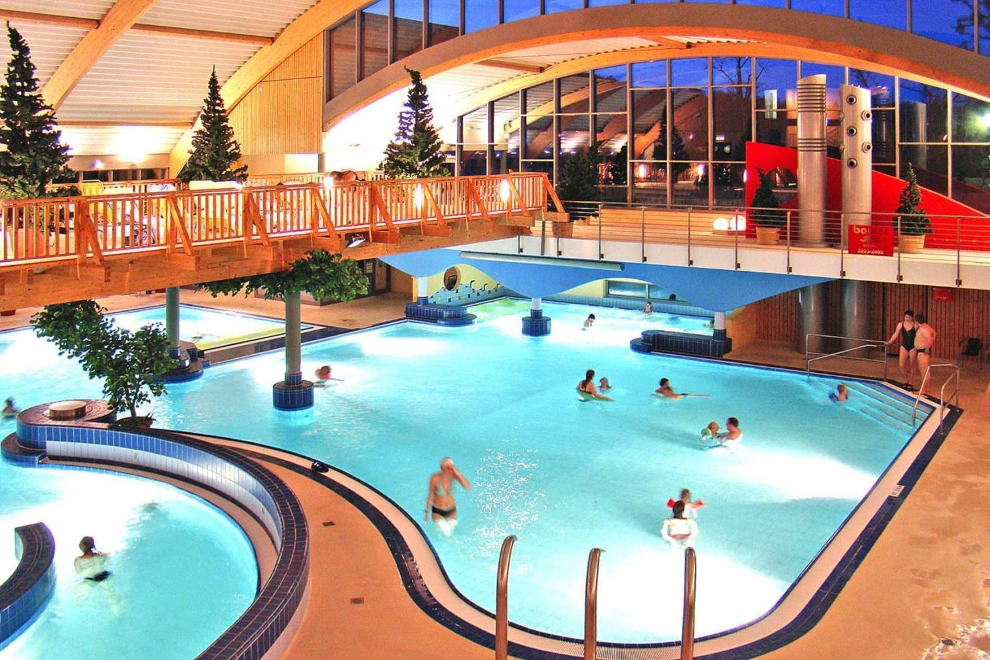 Holiday Home In Wernigerode With A Shared Pool Buitenkant foto