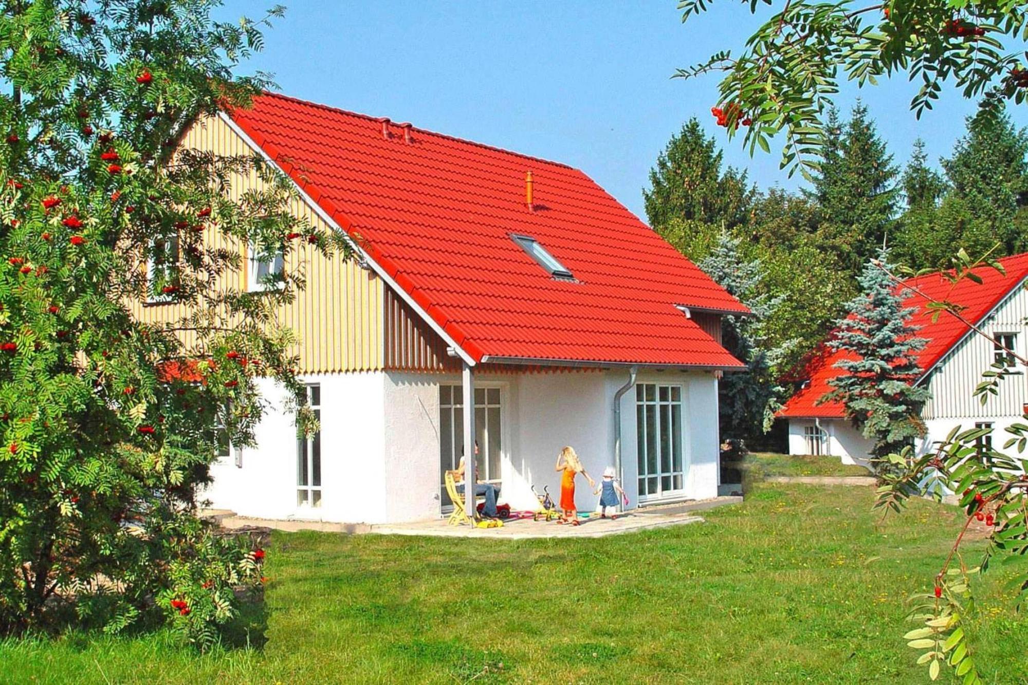 Holiday Home In Wernigerode With A Shared Pool Buitenkant foto